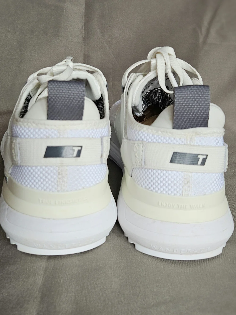 TRUE Linkswear Lux Hybrid Spikeless Golf Shoes Men's Size 11.5 White - Picture 3 of 13